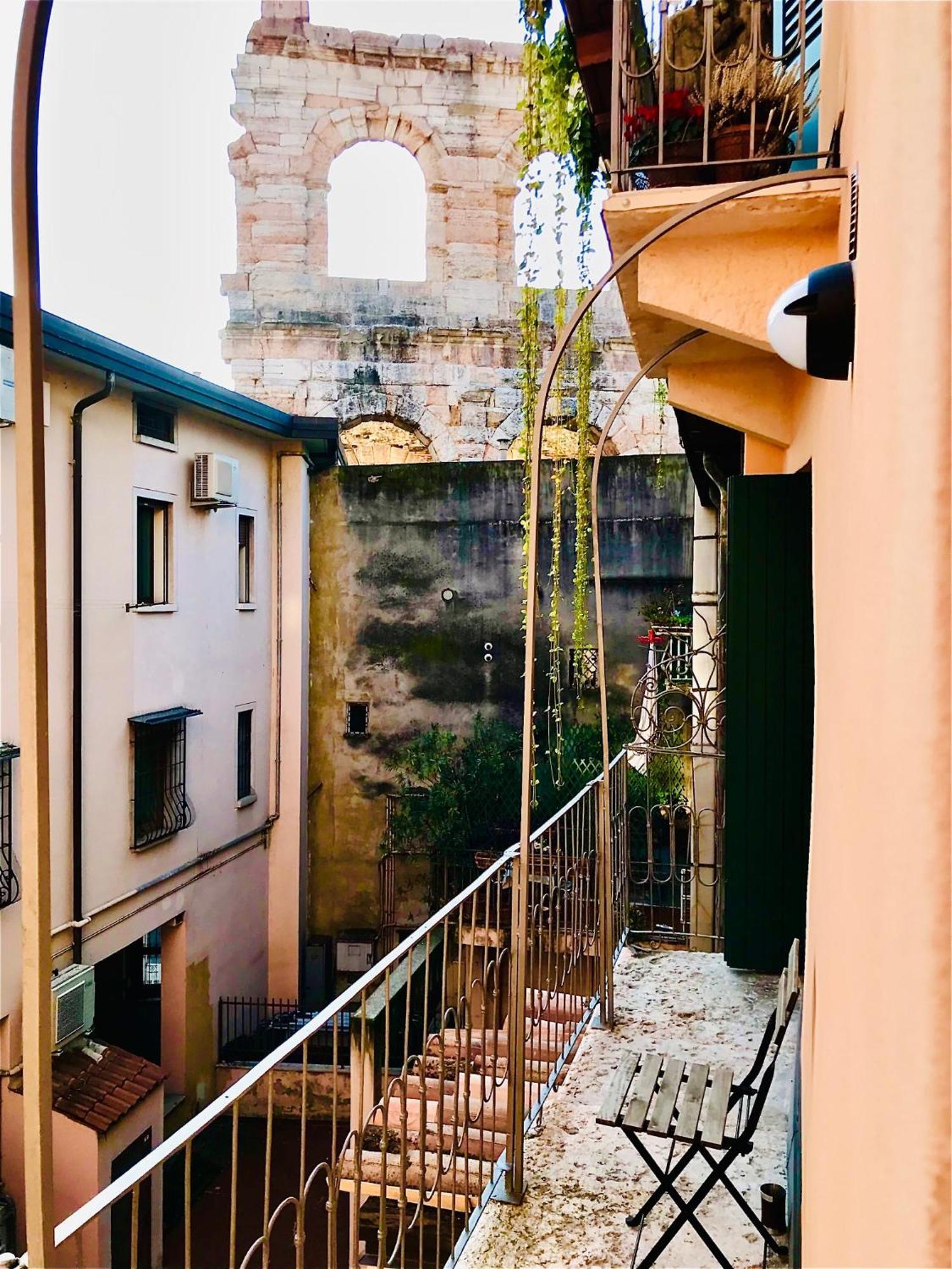 Room Verona Ai Duchi Exterior foto